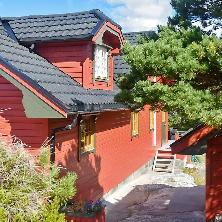 Holiday Lysoysundet Semesterbostad *