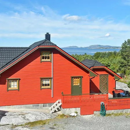 Holiday Lysoysundet Semesterbostad *